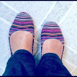 Lucky Brand multi colored striped flats   Size 8